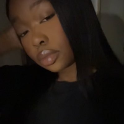 j_7_21's profile picture. 𝕲̵𝖍̵𝖔̵𝖘̵𝖙̵.