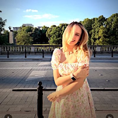 csfoiras's profile picture. verilen emekler elbet bir gun karsılıgını bulur//                                      •antikalasmıs fan🏚️