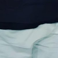 EmEs221's profile picture. 