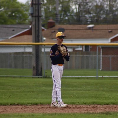 2028 🎓 Class | @MiMonarchs15u @WyBearsBaseball | Middle Infielder / 3B / P | contact : carsonhaley2010@gmail.com