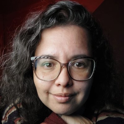 a_thaylambert's profile picture. Buscando na arte a salvação da alma.