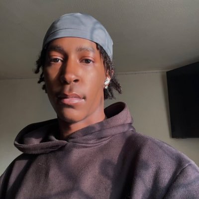 NotGio8's profile picture. 25 | 🇯🇲🇩🇪 | CFC 💙