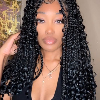 Goddessyouwant2's profile picture. you can’t get enough of this goddess $goddesscrown27 no tribute, no respond