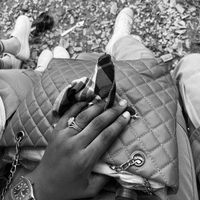 Hollyewa's profile picture. Perfumer | Influencer  || Support my business via this link ⬇️