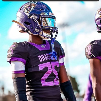 Defensive End/Linebacker C/O 2031; Philippians 4:13; DEA dragons 🐉 🐉 5’7 150 Killeen tx 📍