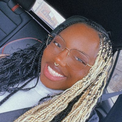 Follow me on Twitch! come join the streams https://t.co/RmTlWCqWYY