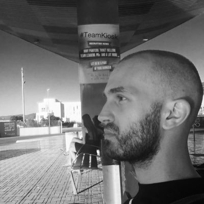 🇫🇷 🇪🇸 Entrepreneur @ricciarellicom. Consultant senior en marketing digital. Marketing & Digital manager. UX/UI.📍Marseille (FR) / Ibiza (ES).