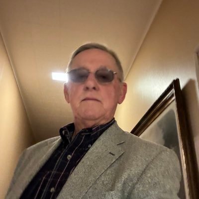 Country living, farmer, wildlife enthusist, strong passion and love for my dogs, retired coal miner. Hunting, fishing, no crypto 🚫 gift cards🚫