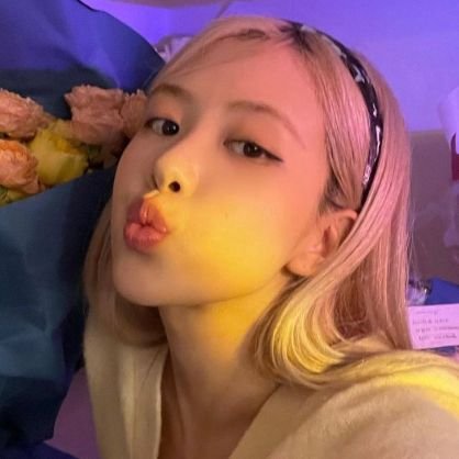 parfkjimnie's profile picture. fan account.