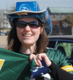 NickiMours's profile picture. Engineer, Bowler, Beagle Rescuer, Doggie Mom