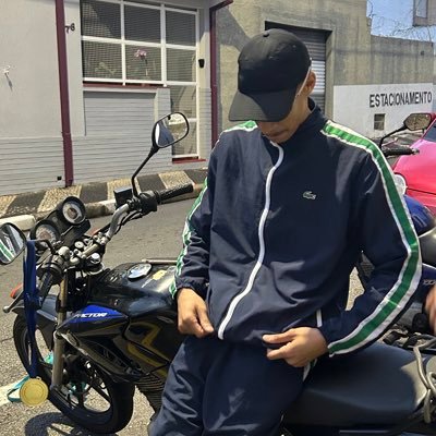 luquinhas_cst's profile picture. prosperidade, fé.