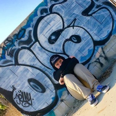 DSTNRoyce's profile picture. 