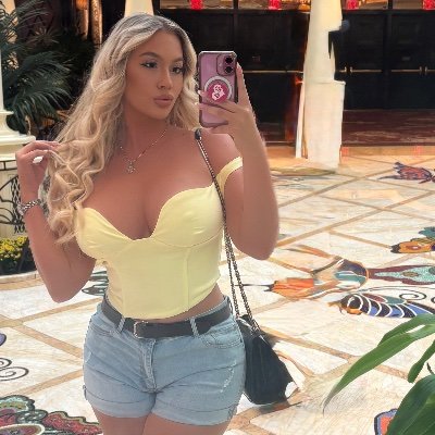 Ariel_Jordynn's profile picture. Florida born and raised. 🌴 Dallas Living🌸Instagram:Ariel_Jordynn