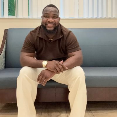 |Instructional Math Coach at Pahokee Middle High| Boys Basketball Coach🏀| Gator Alumni🐊| Author ✍🏾 | Keynote Speaker 🎤|