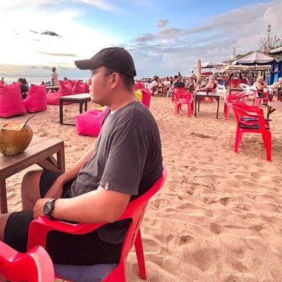 whatsyourlookit's profile picture. a man 181cm.