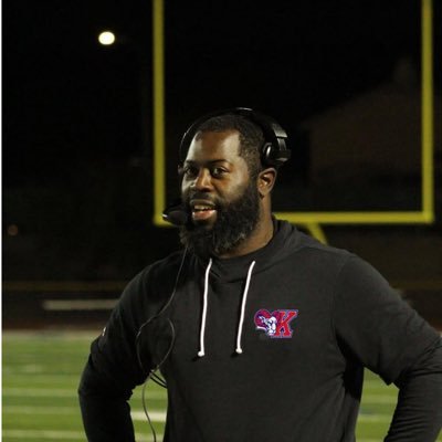 Athletic Coordinator/ Head Football Coach @Kashmere_FB #JustAKidFromHouston #YouCanGoAnywhereFromHere #BeWhereYourFeetAre #BeSomeone #BannersAreForever