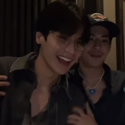 “ 𝐋𝐞𝐭'𝐬 𝐛𝐞 𝐭𝐡𝐞 𝙇𝙄𝙂𝙃𝙏 𝐢𝐧 𝐭𝐡𝐞 𝐝𝐚𝐫𝐤 𝐚𝐧𝐝 𝐜𝐨𝐦𝐩𝐥𝐞𝐱 𝐰𝐨𝐫𝐥𝐝 ✨ “ #dek67 #Markohm