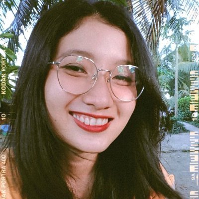 thhuong1611's profile picture. 