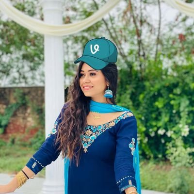 noor_afshan_20's profile picture. نور افشان ❄️
Sabr, Shukr ♥️

Virtuals Hunter 🫰

“Mehendi dance cover” 👇🏼
https://t.co/Awx7v62uCa

🧙 #Youtube #TikTok #Crypto #Binance #Bitcoin #virtuals