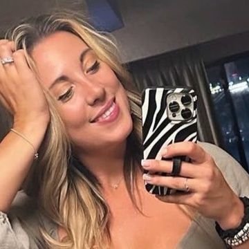 just a friendly soul looking for awesome people to connect https://t.co/18uJ6E8bN3 adventure, travelling and random fun 🌟 Let be Friends 💯