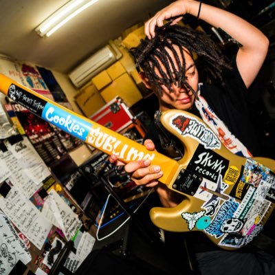 burst__bass's profile picture. bassist @wave__haze 98’s low bass