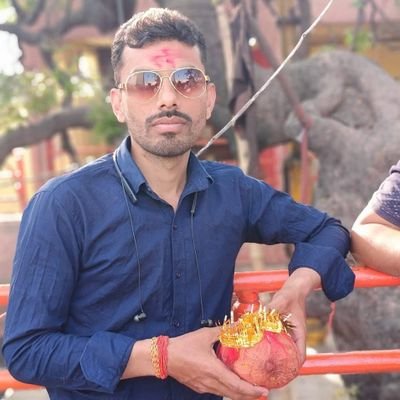 जाकी रही भावना जैसी ।
प्रभु मूरत देखी तिन तैसी।।
