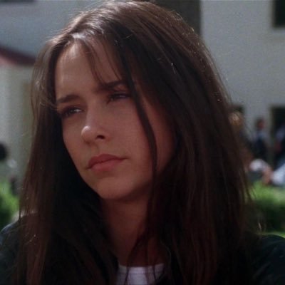 descriptionnss's profile picture. 