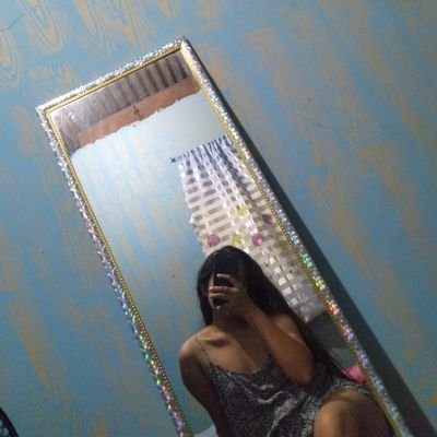 vel82424's profile picture. Life is the art of dying 

Atticus