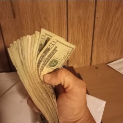 content seller don’t text me if u don’t have cash ready !!! 314 DL