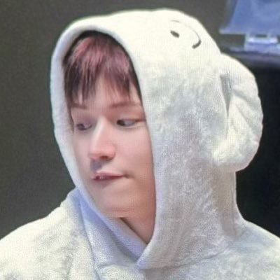 gimhyojin123's profile picture. 