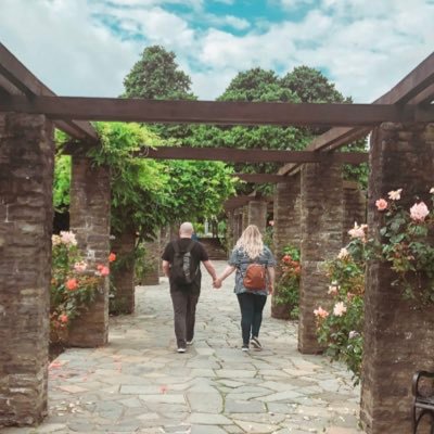 Wife to be 💍 dog mama 🐾 country music lover, Emmerdale watcher, sharer of mental health awareness. Dabble in a bit of photography 📷