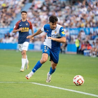 Jugador del CE Sabadell
Graduado en ADE en la UCM.
🇺🇸 UNIVERSITY SOCCER 🇺🇸
@RafaelNadal: «La clave es no buscar razones extrañas fuera de mi»