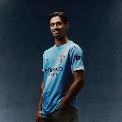 Man City, Barcelona.
We don't negotiate with bigots here. Cement policy straight 🚫🚧