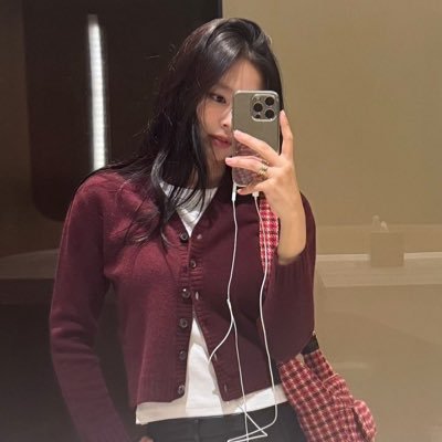 jjktho_'s profile picture. army / blink / once