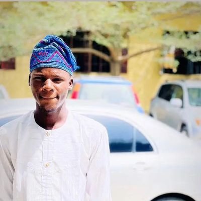 GOD FIRST🙏✝️
MADRID🤍
CHELSEA FC💙
30BG❤️🦅
WIZKID ❤️🦅
SEYI VIBEZ 🎧❤️
GAVANNI 🔥🪐