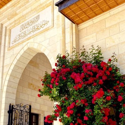 Âteş-i aşkınla yanan sinemizin nârı senin...❤️🔥🌹🌕
Es-Seyyid Osman Hulusi Efendi