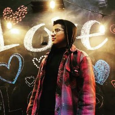 Francis30630510's profile picture. 