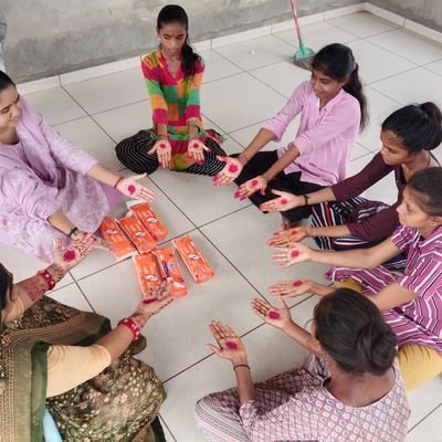 aamhimmatp44348's profile picture. 