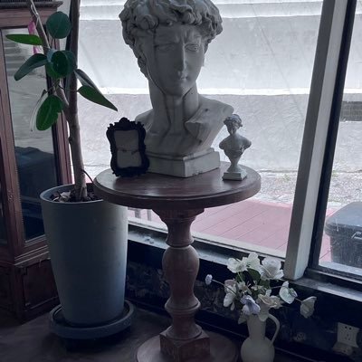 DckJzGAK's profile picture. 