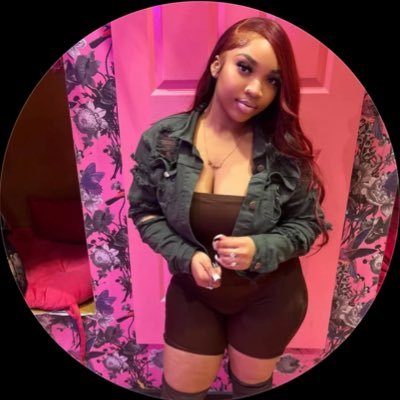 Maviswancyy's profile picture. Always be true to yourself
  Libra♎️