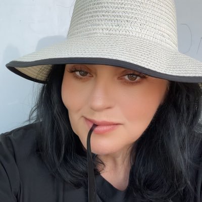 4 puta mama,4 puta baka (za sada) i 2 puta svekrva.. malo li je?🤪😘