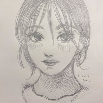 admjtwUtjhpj's profile picture. 