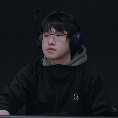 22 🇬🇧🇨🇳 | Graduated Esports student | Still have much to learn, so looking for assistant audio technician work | 📷 profile photo taken by: @Kaitlyn_Photos