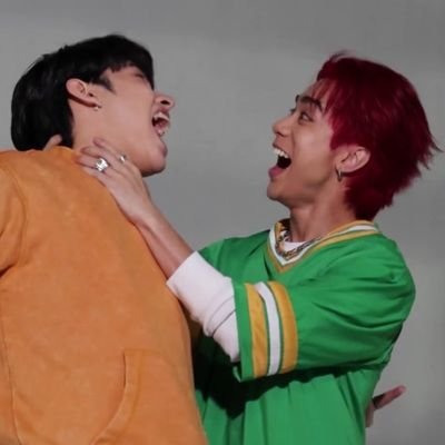 A'Tin / Joshtin Shipper / MAHALIMA / SB19
JOSHTINFINITY
Follow me on Tiktok @yhumee19