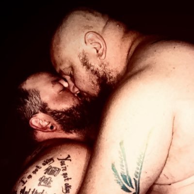 Just a working NurseBear and married to the sexy @bronxgilbert