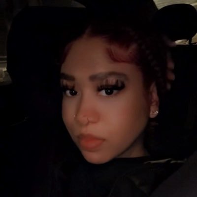 FOLLOW MY IG @brieskeee. Make content 🎥 Half 🌈 A real vibe 🙃