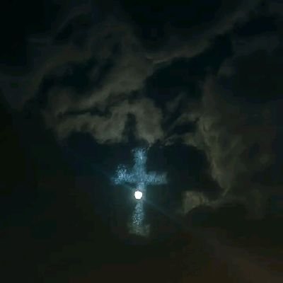 Ehi_111's profile picture. Idgaf actually 😈
I love myself 👌
Your opinion actually doesn't matter 🤭🌚