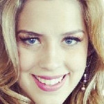 welovesophex's profile picture. Nunca conheci,abracei,ganhei autógrofo ou falei.Mais não desisti,isso e chama amor de fã.Que nunca para dentro de mim.Esse amor se chama Sophia Abrahão.