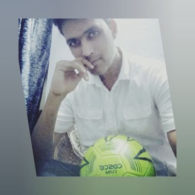 Just a little bit imperfect ll
Goal: bigger smile ll
Love 💗 and Peace ✌️ll
Simple but significant ll Book Lover 📖llकर्मण्येवाधिकारस्ते मा फलेषु कदाचन।