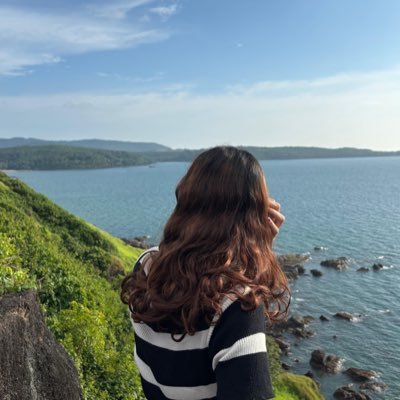 priths15's profile picture. 🫩